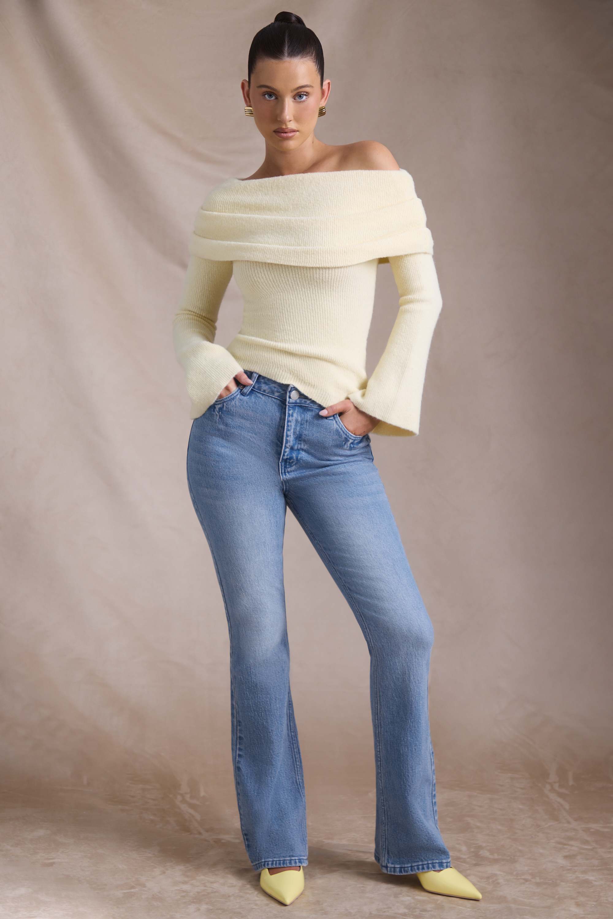 Jacey-High-Rise Flared Jeans in Vintage Wash